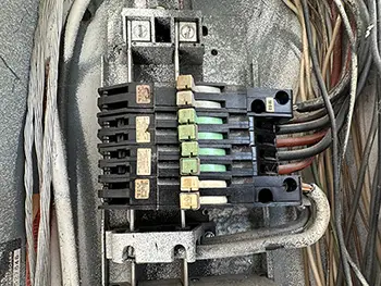 Zinsco electrical panels safety hazard in your home